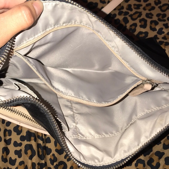 Coach cross body. - Picture 4 of 6